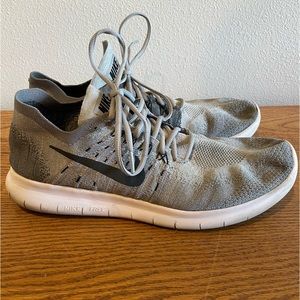 NIKE FREE RN FLYKNIT